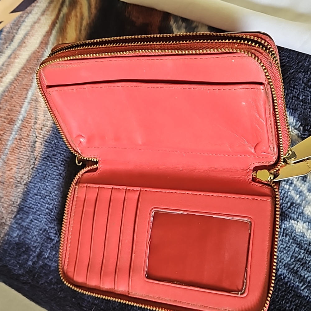 Wallet by Coach - Picture 2 of 5